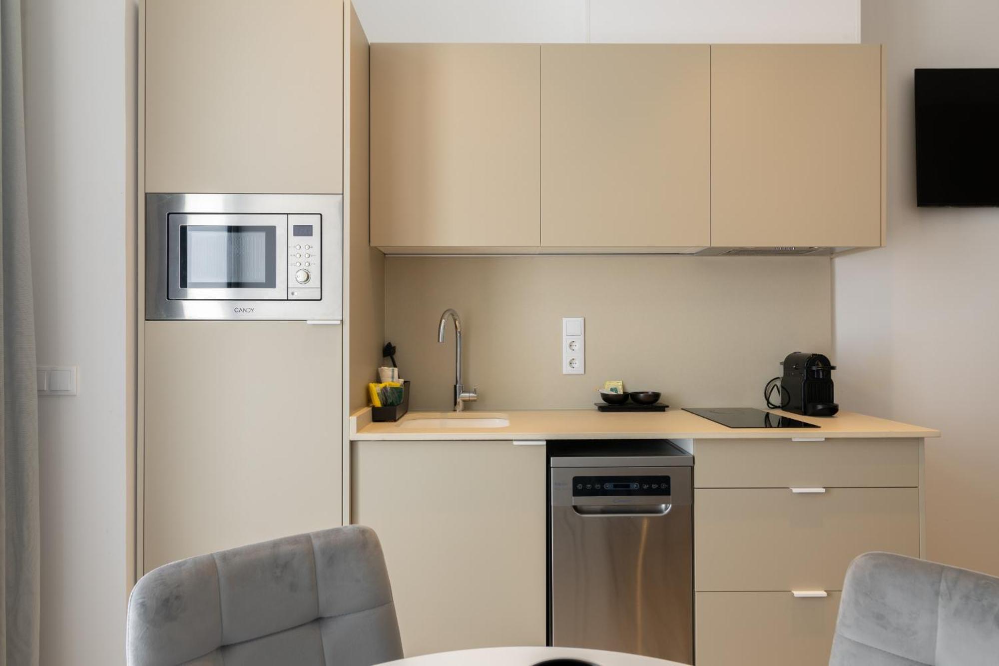 Dorm4You Arena Plaza Valencia Luaran gambar